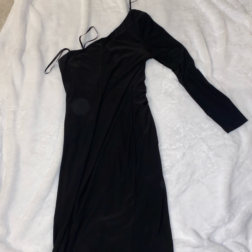 Vince Camuto One Sleeve Dress